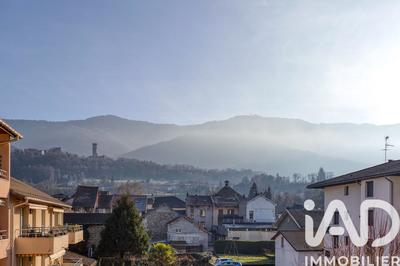 Appartement - 82 m² - 4 pièces