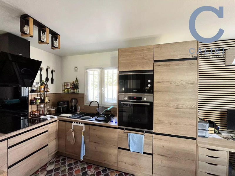Maison - 77 m² - 4 pièces