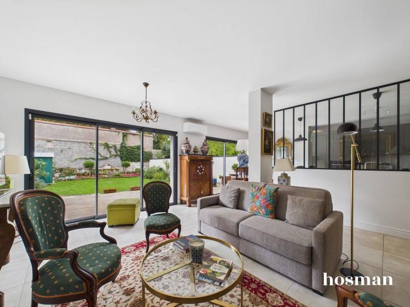 Maison - 151 m² - 6 pièces