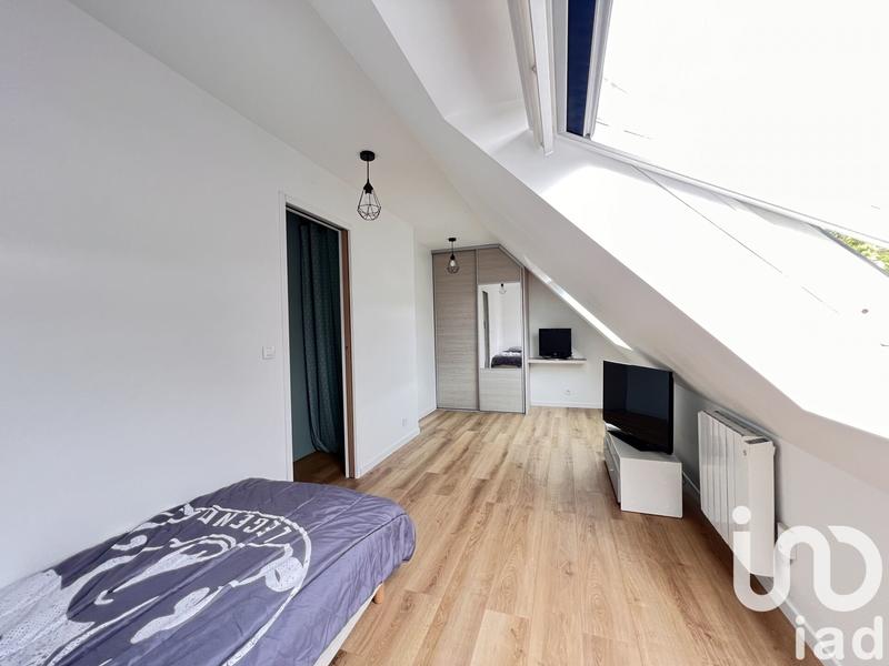 Maison - 104 m² - 6 pièces