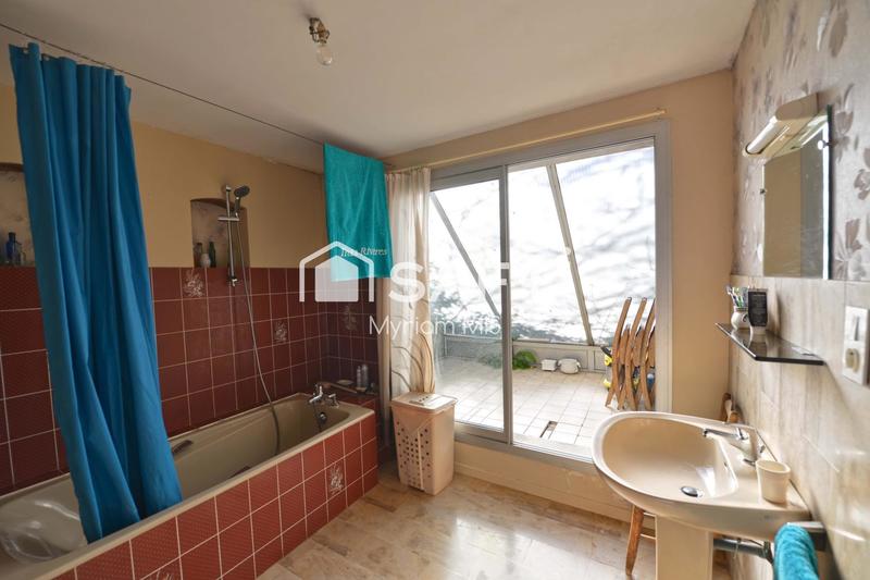 Maison - 135 m² - 4 pièces