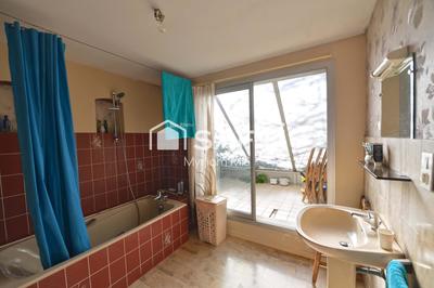 Maison - 135 m² - 4 pièces