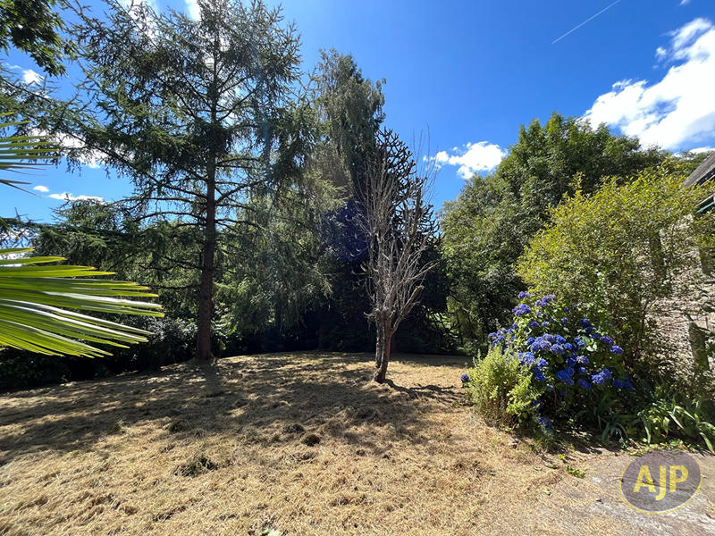 Maison - 96 m² - 5 pièces