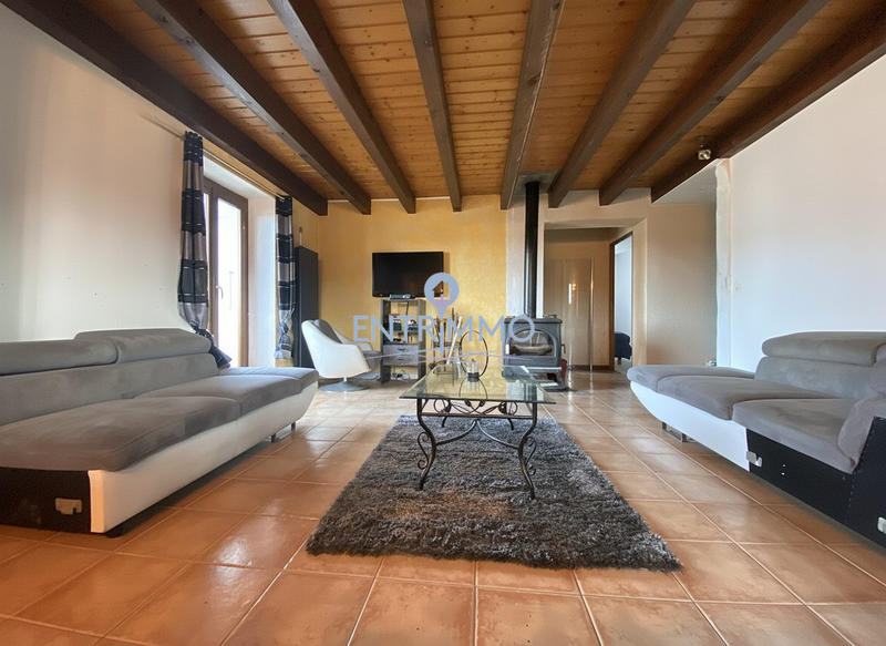 Appartement - 101 m² - 4 pièces