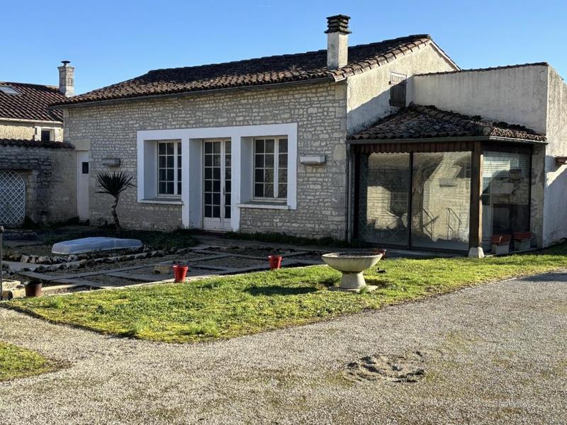 Propriété - 146 m² - 6 pièces