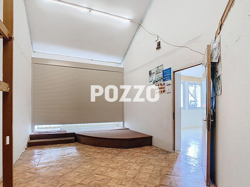 Maison - 185 m² - 10 pièces