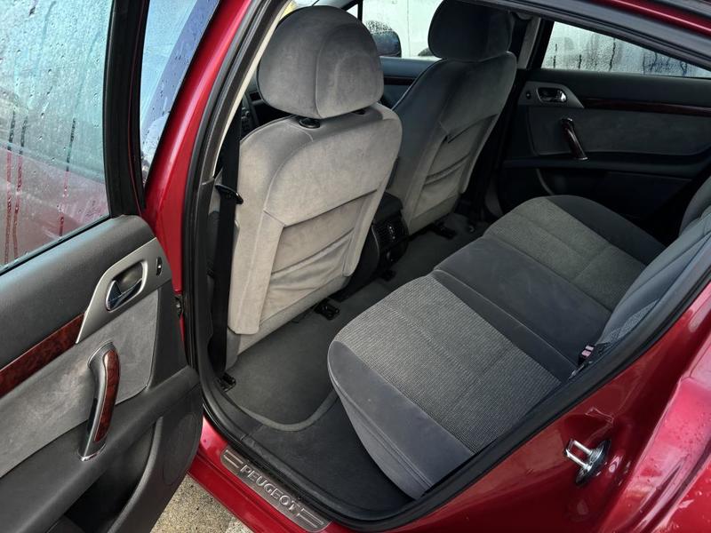 Peugeot 407 2.0 Hdi 136cv Executive Pack + Attelage + Sièges Électriques