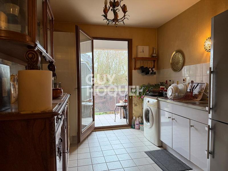 Appartement - 100 m² - 5 pièces