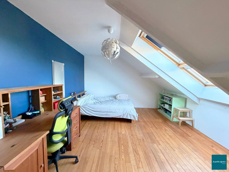 Maison ancienne - 242 m² - 10 pièces