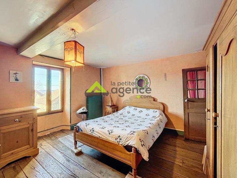 Maison - 130 m² - 10 pièces