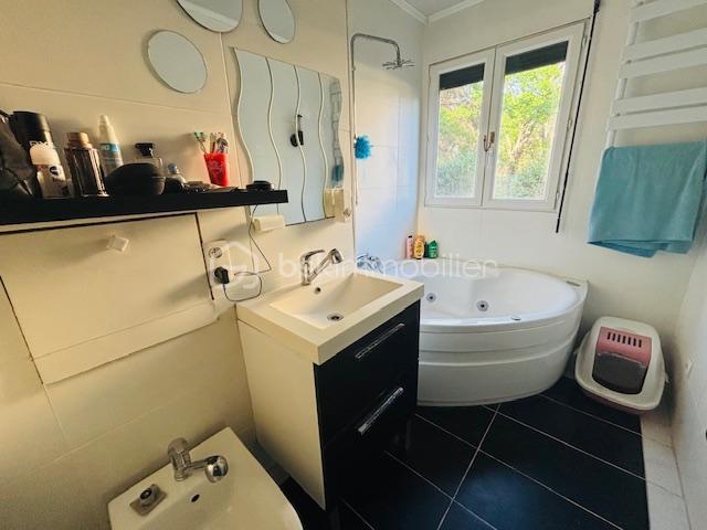 Appartement - 72 m² - 4 pièces