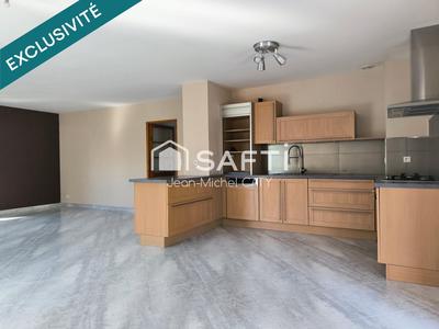 Maison - 136 m² - 5 pièces