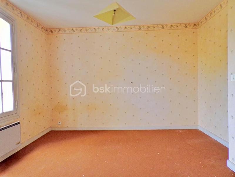 Maison traditionnelle - 197 m² - 7 pièces