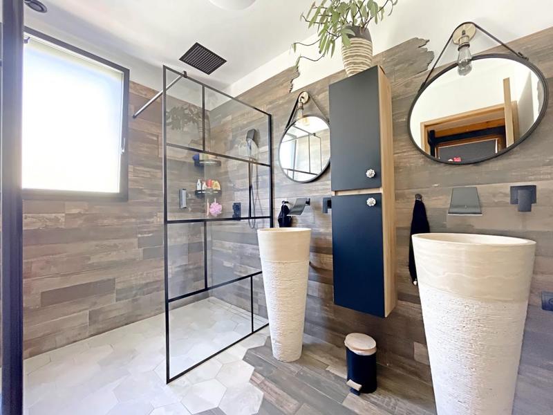 Maison - 107 m² - 6 pièces