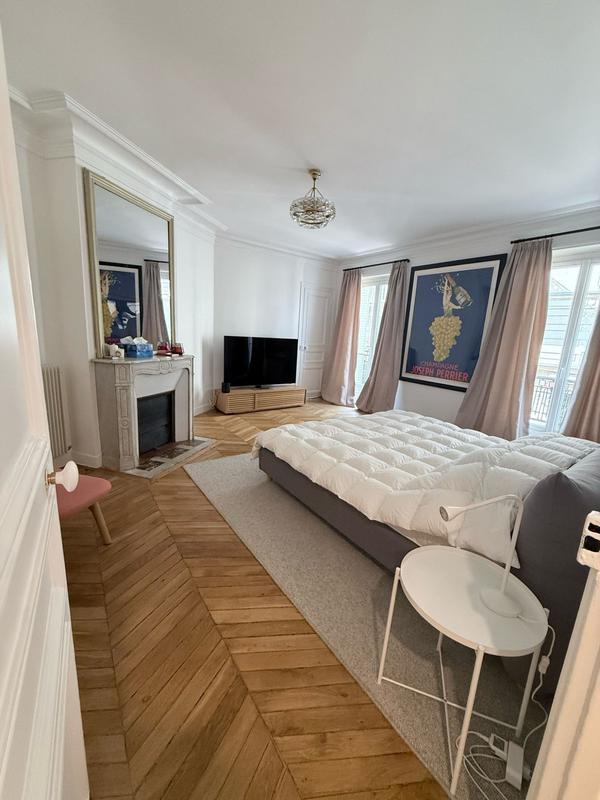 Appartement - 145 m² - 4 pièces