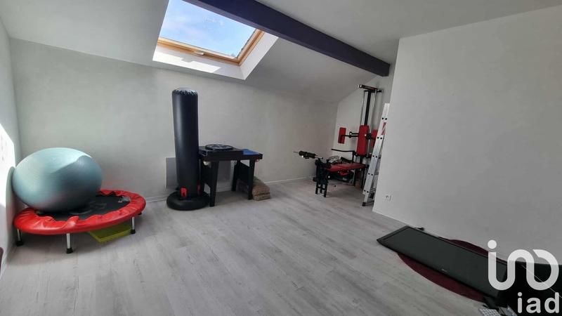 Maison - 238 m² - 6 pièces
