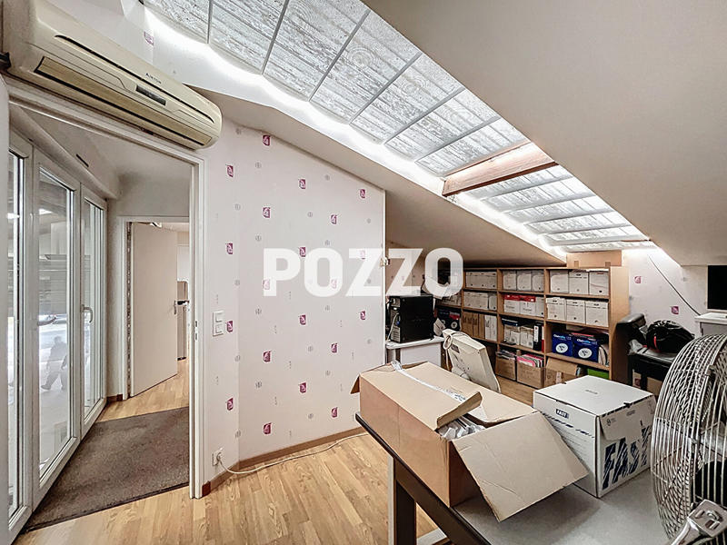 Local d'activité / Entrepôt - 800 m²