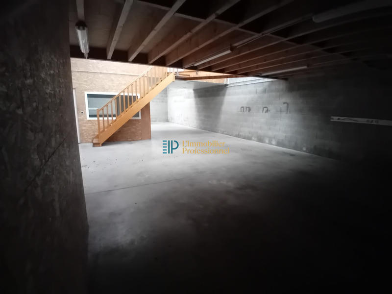 Local d'activités - 188 m²