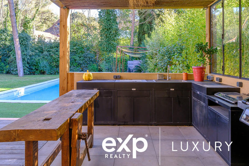 Villa - 166 m² - 4 pièces