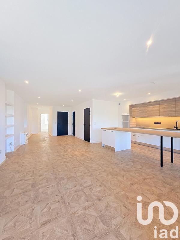 Appartement - 81 m² - 3 pièces