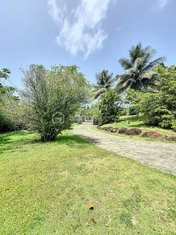 Maison - 199 m² - 5 pièces