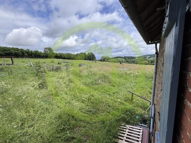 Maison - 250 m² - 7 pièces