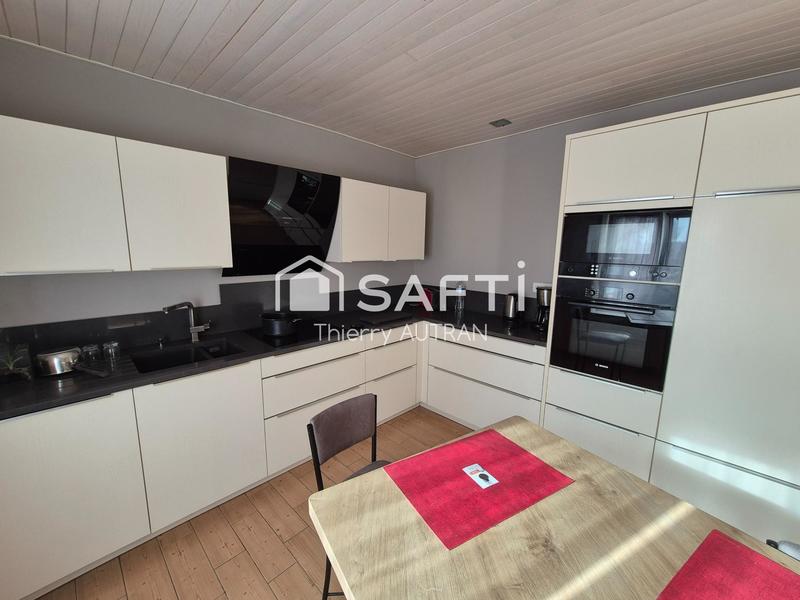 Maison - 160 m² - 6 pièces