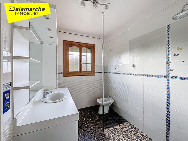 Maison - 164 m² - 6 pièces