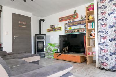 Maison - 96 m² - 5 pièces