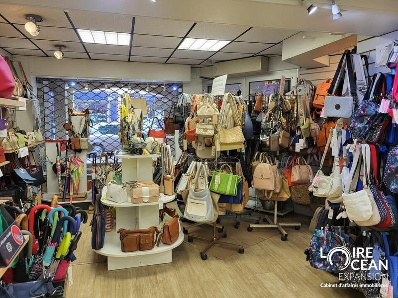 Fonds de commerce - Local commercial - 47 m²