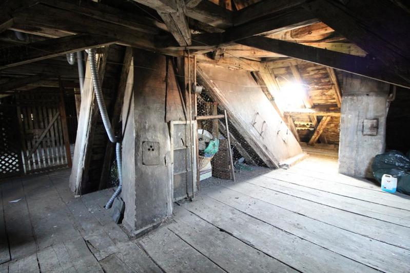 Appartement - 98 m² - 1 pièce