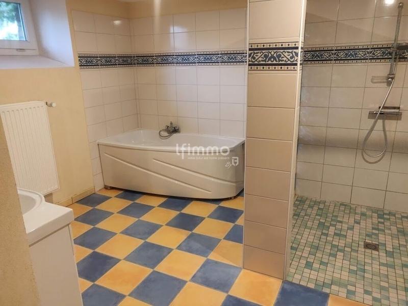 Maison - 105 m² - 4 pièces