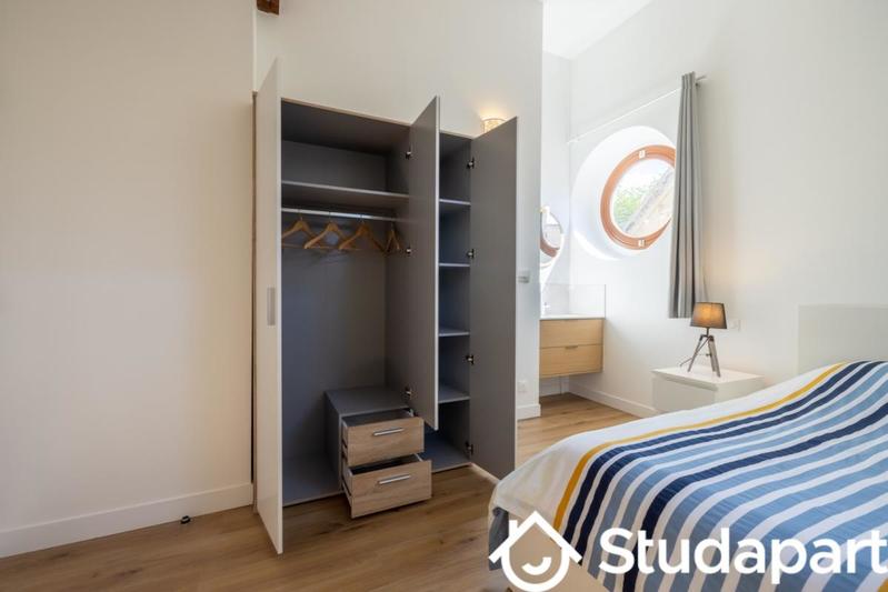 Chambre - 12 m² - 1 pièce