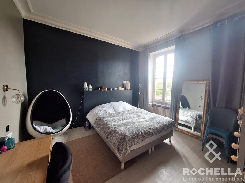 Maison ancienne - 255 m² - 8 pièces