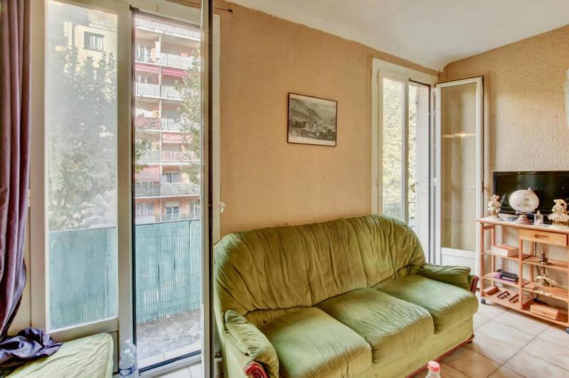 Studio - 35 m² - 2 pièces