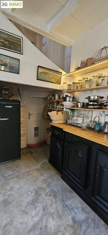 Maison - 172 m² - 9 pièces