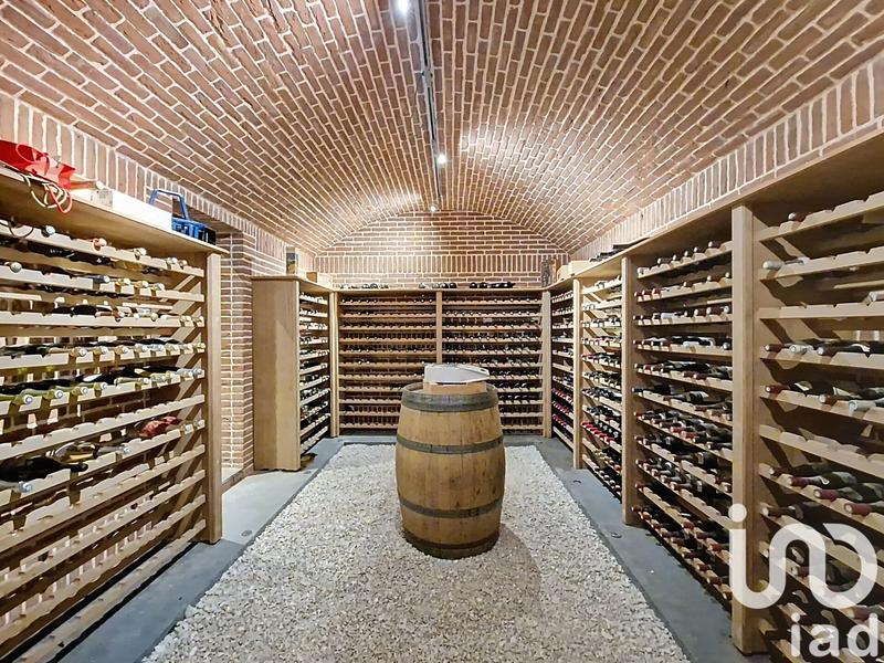 Maison de maîtres - 750 m² - 14 pièces