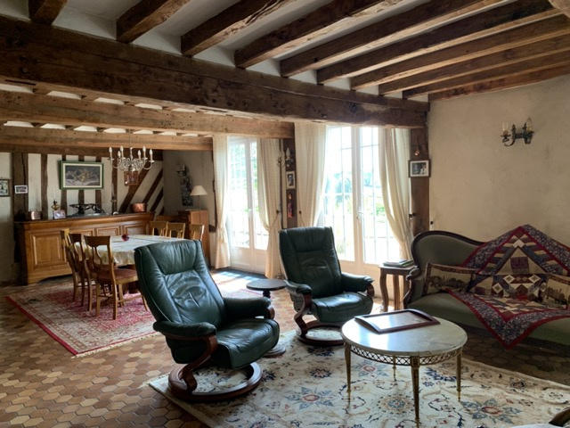 Maison - 185 m² - 7 pièces