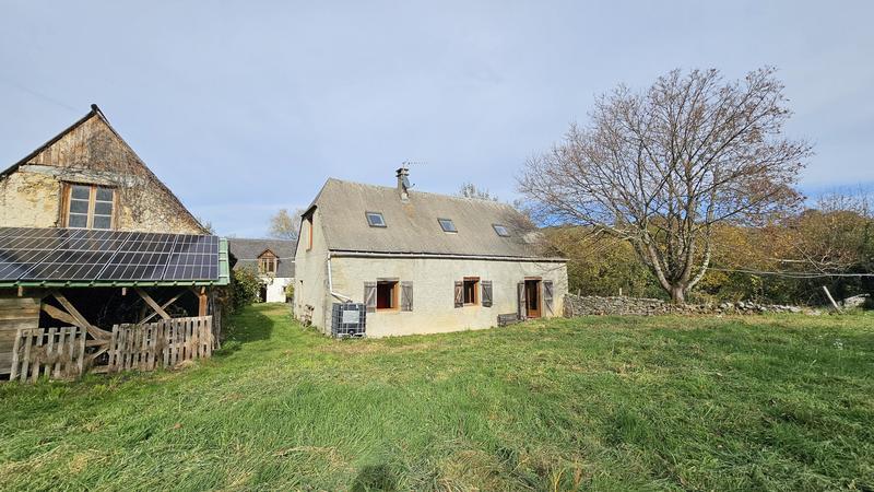 Corps de ferme - 377 m² - 14 pièces