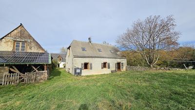 Corps de ferme - 377 m² - 14 pièces