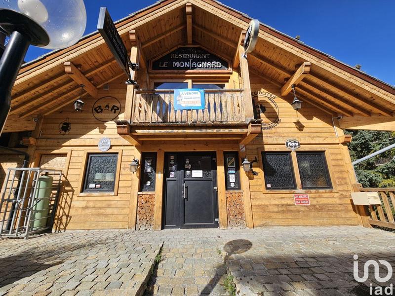 Local commercial - 210 m²