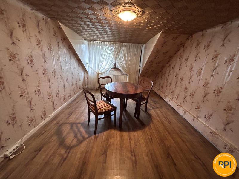 Maison ancienne - 147 m² - 8 pièces