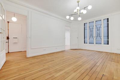 Appartement - 145 m² - 2 pièces