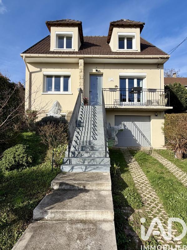 Maison - 110 m² - 5 pièces