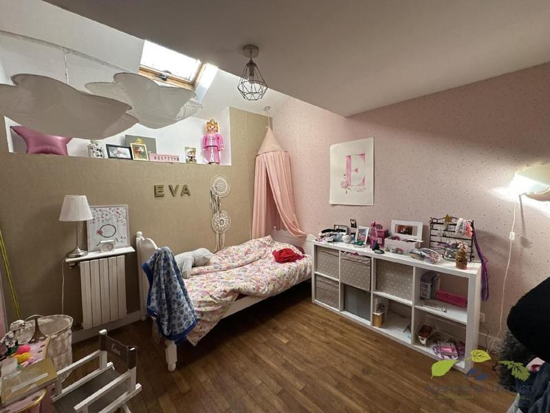 Maison - 225 m² - 8 pièces