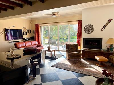 Maison - 362 m² - 11 pièces