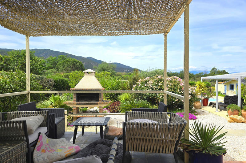 Villa - 167 m² - 6 pièces