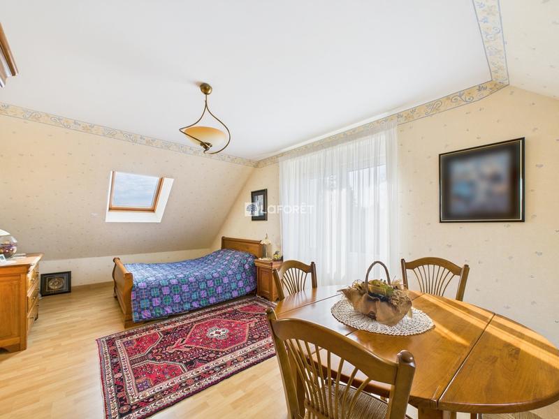 Maison - 157 m² - 8 pièces