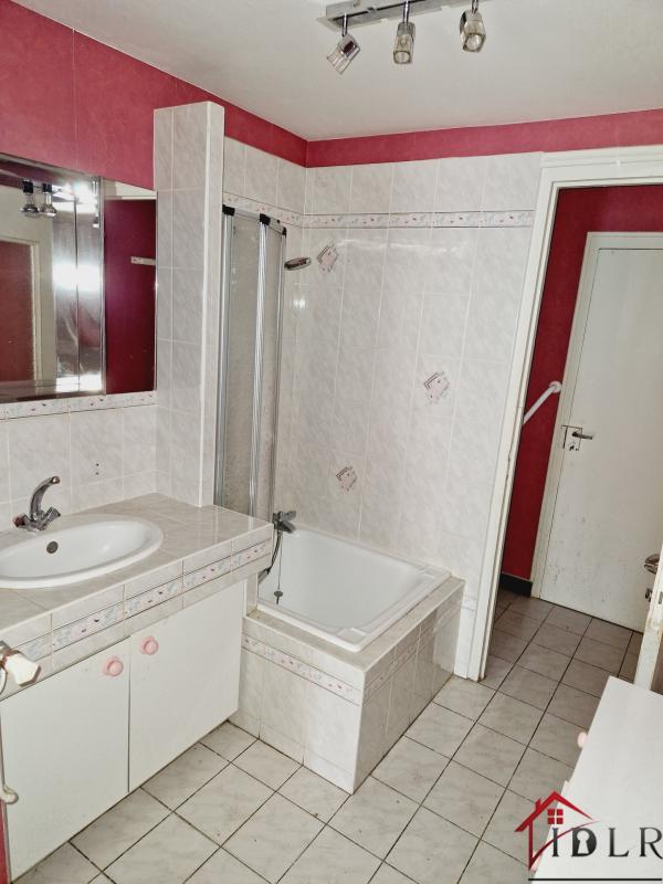 Maison de village - 258 m² - 10 pièces