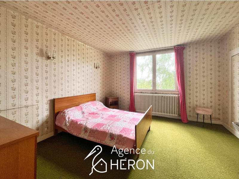 Maison - 137 m² - 7 pièces